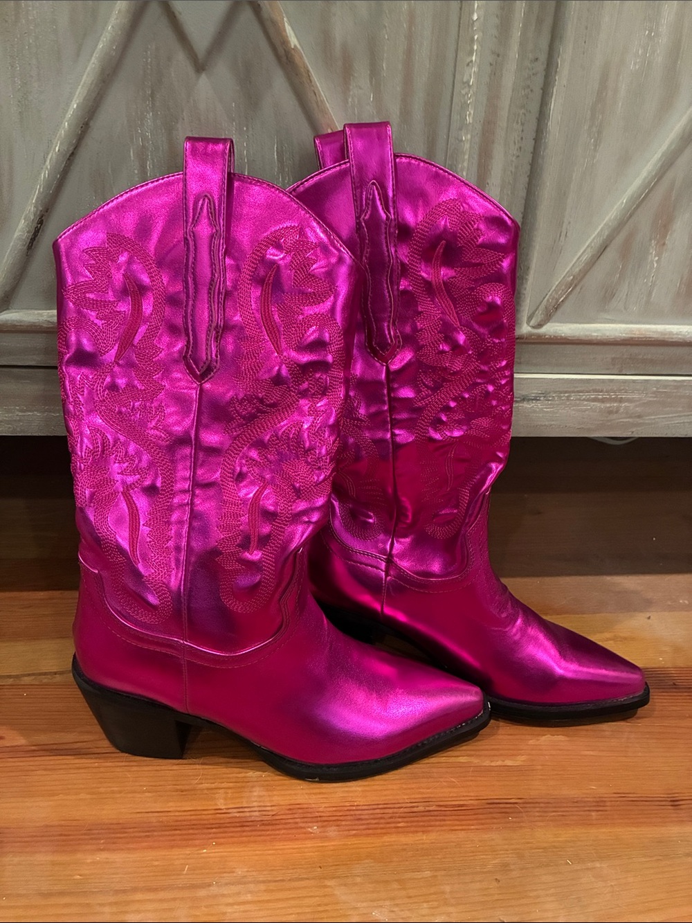 Billini Metallic Fuchsia Western Cowboy Boots